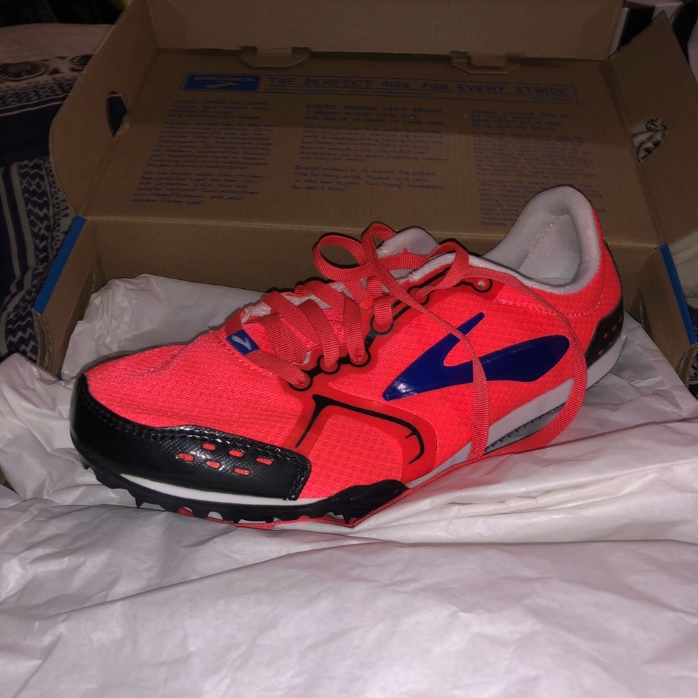 Running shoes